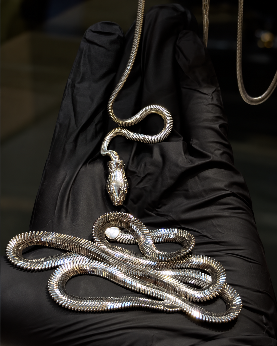 Premium Silver Snake Head Necklace – Flexible Serpent Chain Jewelry